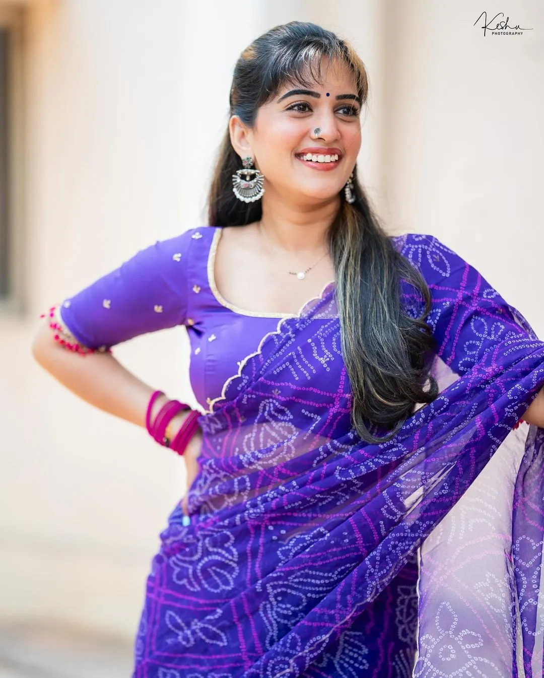 South Indian TV Actress Sravanthi Chokarapu Stills In Blue Saree